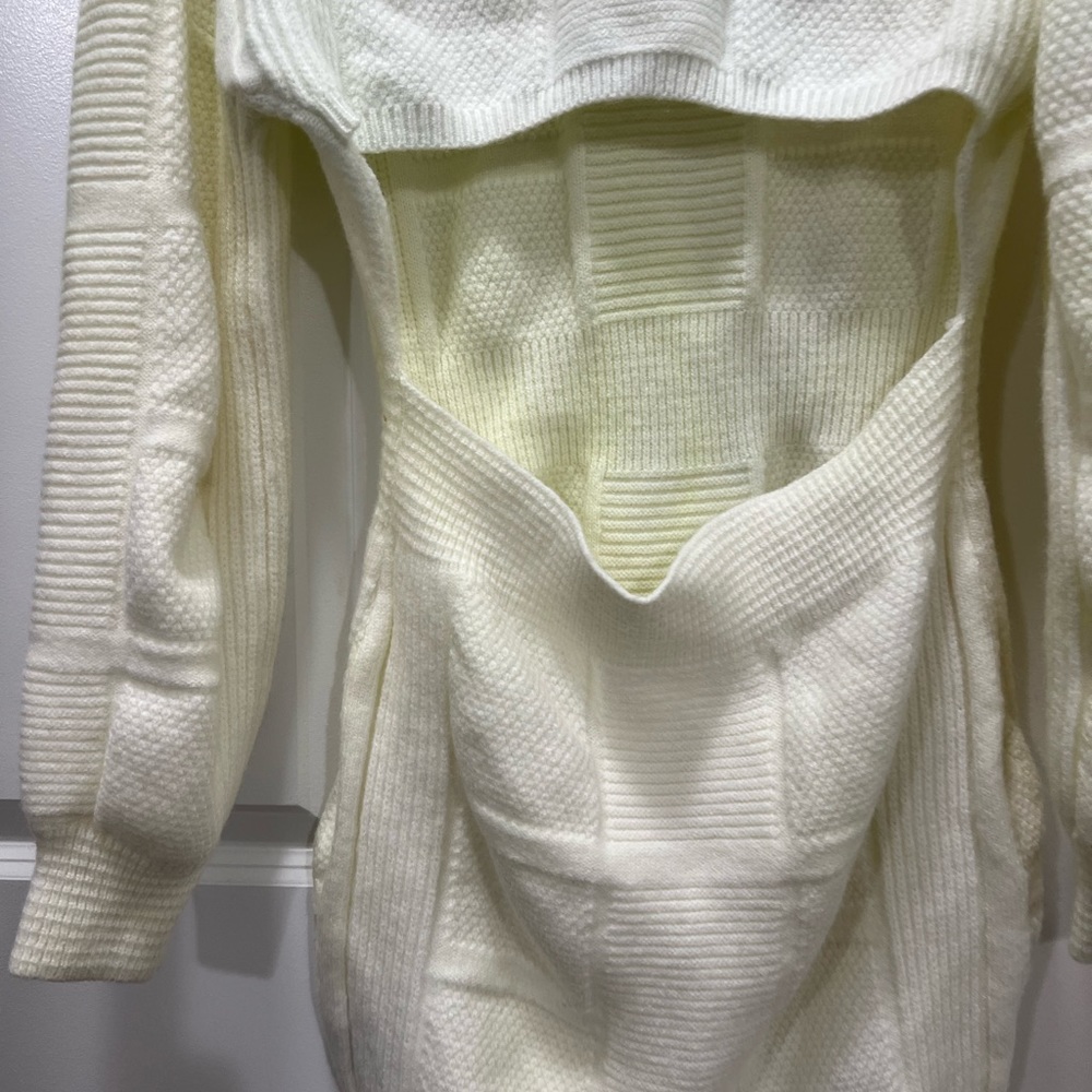 Area Stars Off White Open Back Knit Dress Size Large $175 - Picture 7 of 10